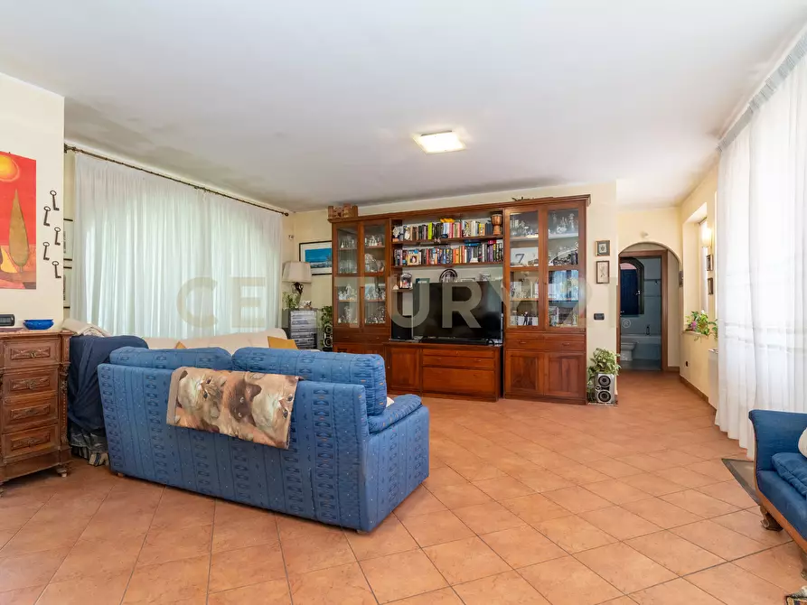 Immagine 12 di Villa in vendita  in Via Alcaloro Petrone 47 a Viagrande