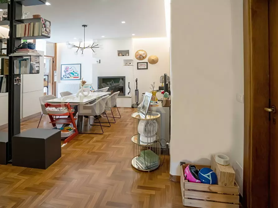 Immagine 8 di Quadrilocale in vendita  in Via Prato Santo 9 a Verona