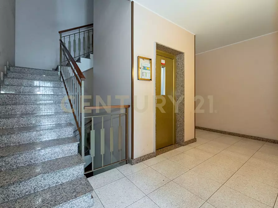 Immagine 19 di Bilocale in vendita  in Via Gesualdo Bufalino 1 a Aci Catena