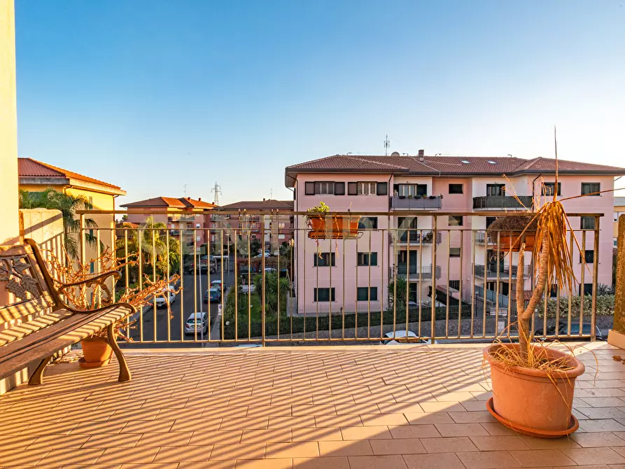 Immagine 10 di Quadrilocale in vendita  in Via Dei Giardini 3 a Tremestieri Etneo