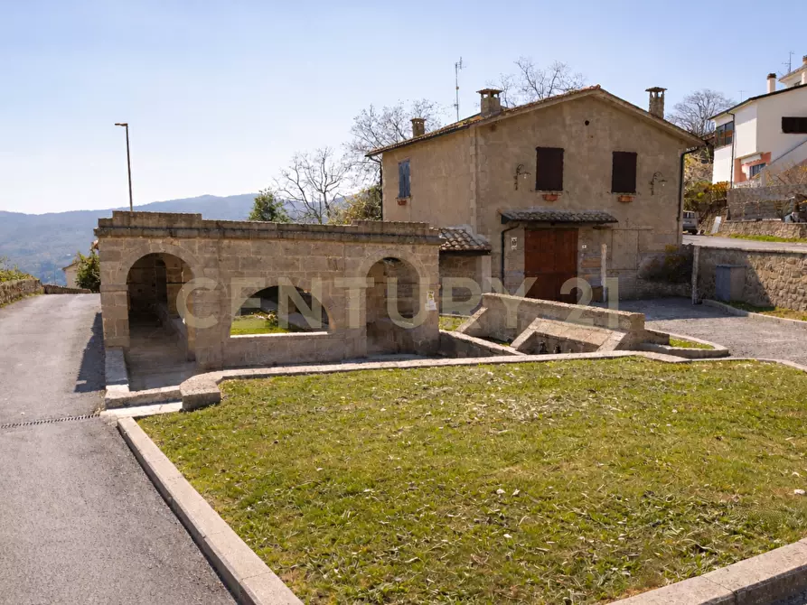 Immagine 1 di Bilocale in vendita  in Via del Coro 76 a Piancastagnaio