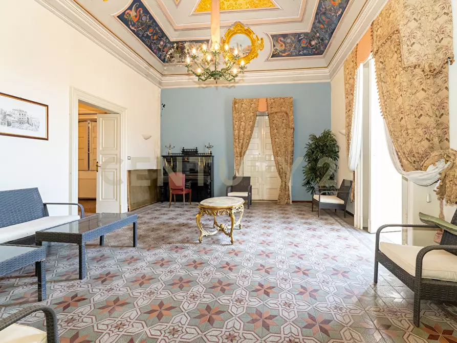 Immagine 127 di Casa indipendente in vendita  in Via Giuseppe Garibaldi 68-70-72 a Nicolosi