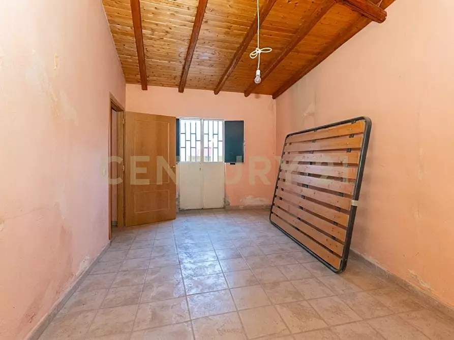Immagine 79 di Palazzo in vendita  in Via Sebastiano Catania 284 a Catania