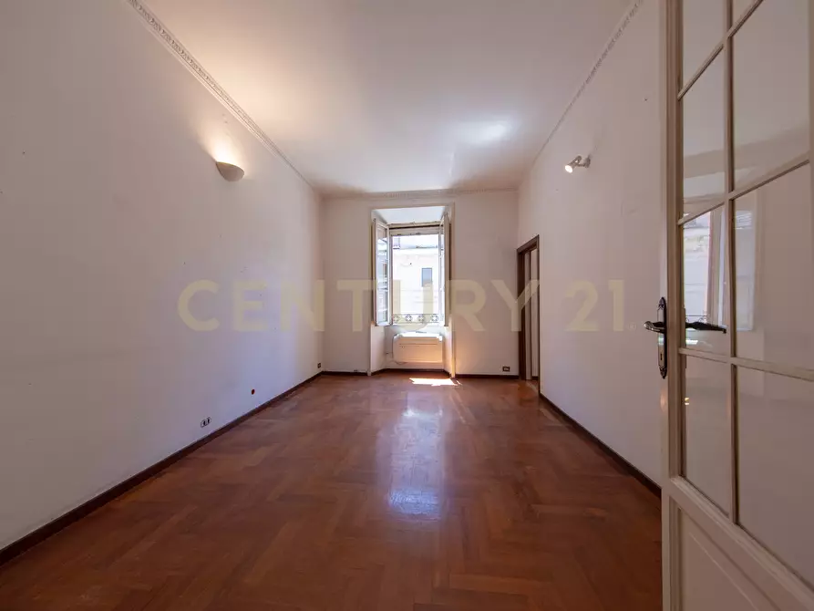 Immagine 5 di Quadrilocale in vendita  in Via Plinio 22 a Roma