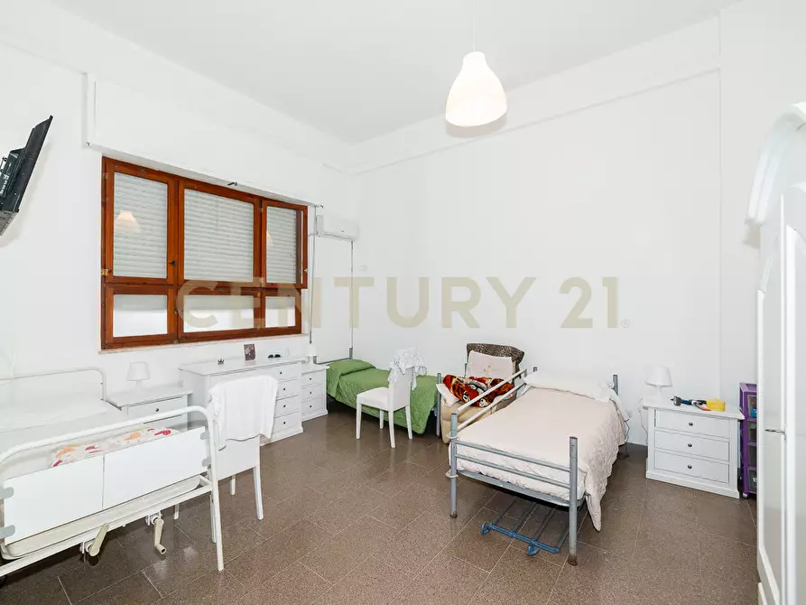 Immagine 16 di Locale commerciale in vendita  in Viale Polibio a Siracusa