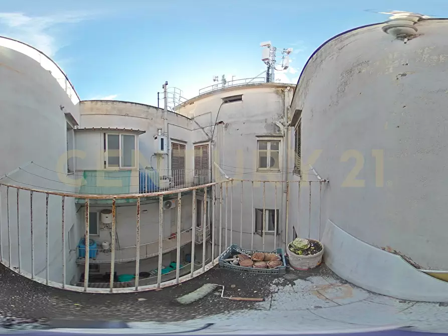 Immagine 63 di Pentalocale in vendita  in Piazza Spedini 8 a Catania