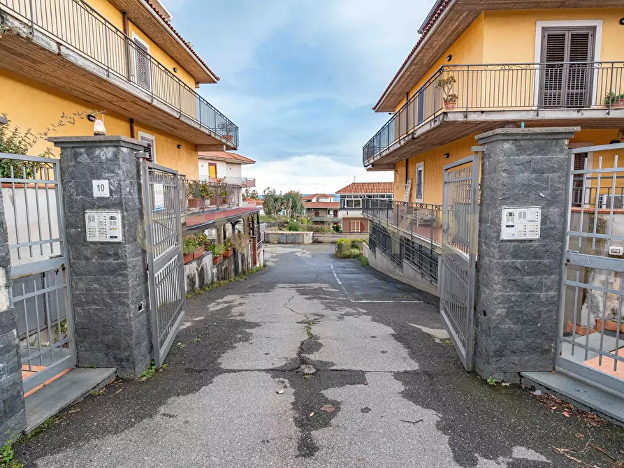 Immagine 22 di Appartamento in vendita  in Via del Mare 8 a Acireale