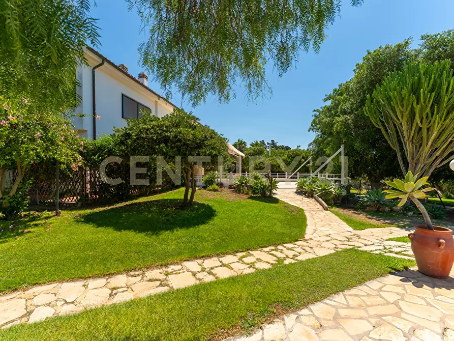 Immagine 21 di Villa in vendita  in viac strada provinciale pozzallo sampieri 2 a Modica