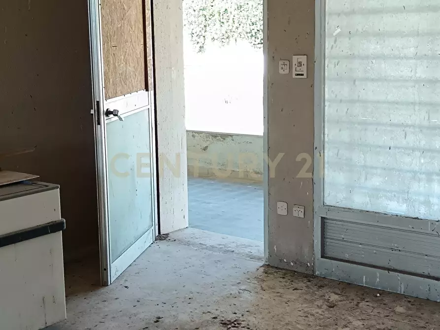 Immagine 5 di Locale commerciale in vendita  in Viale dei Lidi 433/E a Siracusa