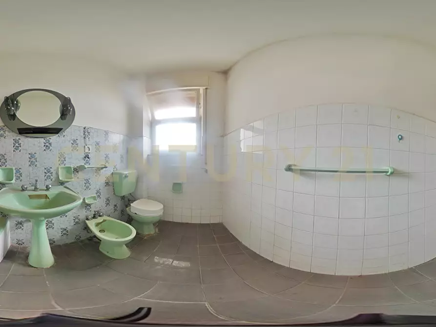 Immagine 40 di Trilocale in vendita  in Via Veronica 6767 a Aci Sant'antonio