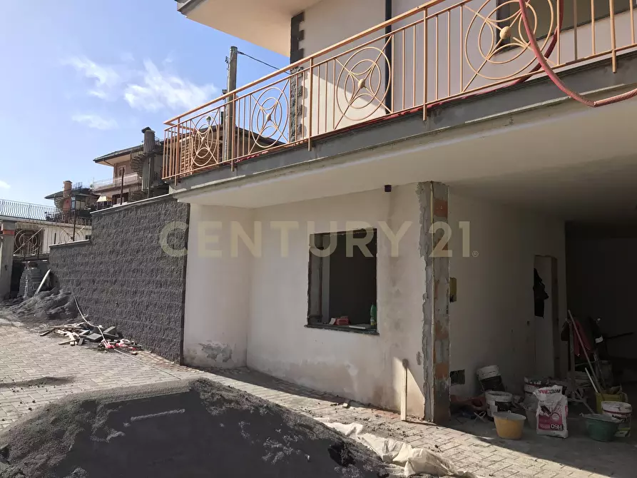 Immagine 29 di Casa bifamiliare in vendita  in via Vincenzo Ricca a Catania