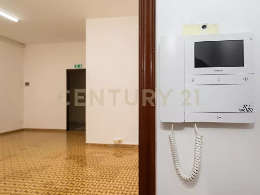 Immagine 13 di Ufficio in affitto  in Via Garibaldi 30 a Giarre
