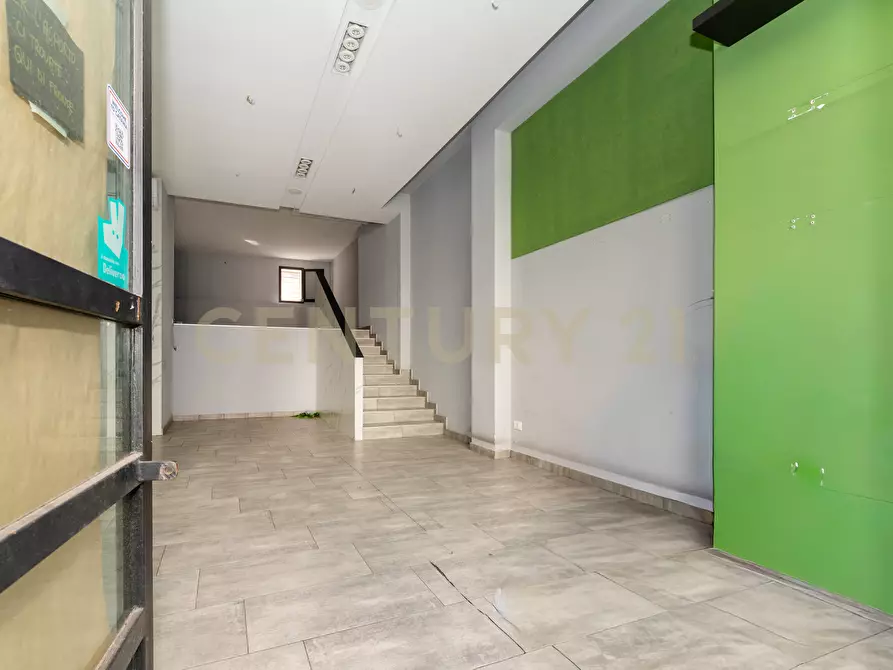 Immagine 5 di Locale commerciale in vendita  in Via Mario Sangiorgi 56 a Catania