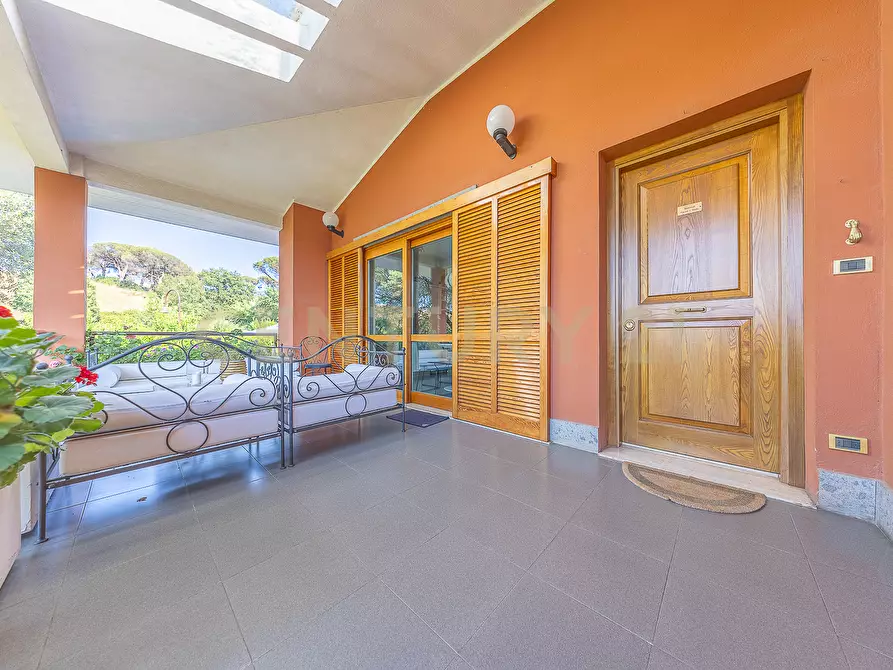 Immagine 9 di Villetta a schiera in vendita  in Via Cassia 1530 a Roma