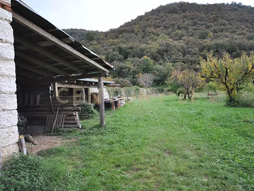 Immagine 13 di Rustico / casale in vendita  in Via Squaranto 6 a Verona