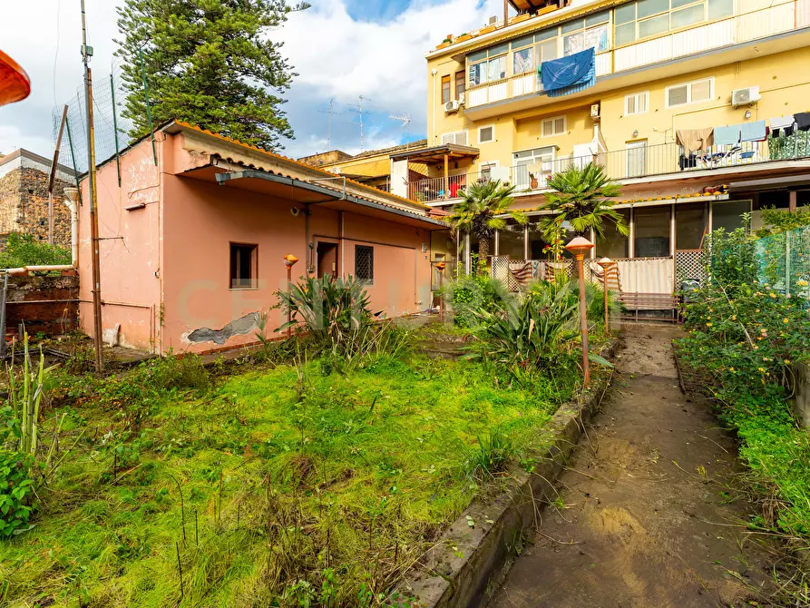 Immagine 5 di Appartamento in vendita  in Via Antonio Zacco 7 a Catania