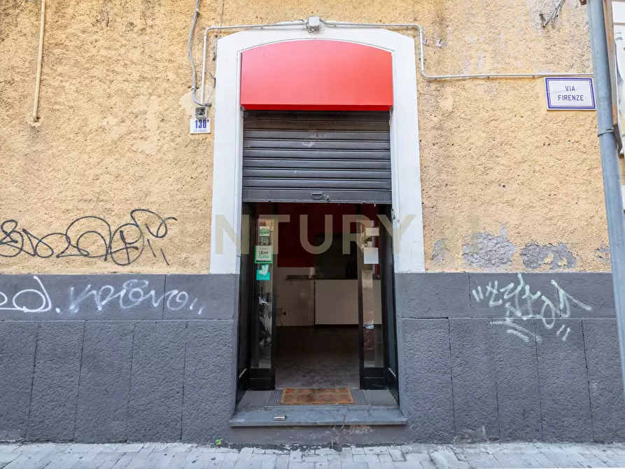 Immagine 27 di Attività artigianale in vendita  in Via Firenze 130 a Catania