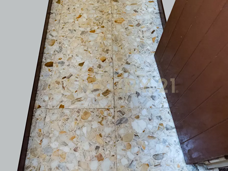 Immagine 34 di Bilocale in vendita  in Via Caduti del Lavoro 131 a Catania