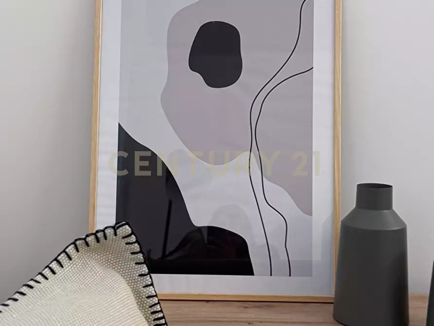 Immagine 56 di Appartamento in vendita  in Via Lampedusa a Roma