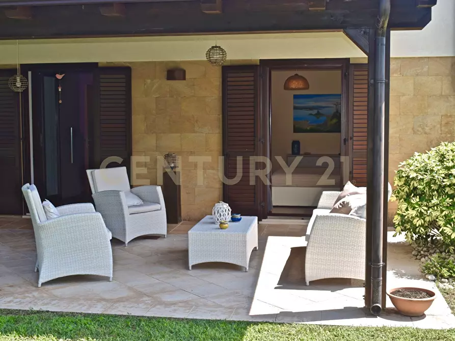 Immagine 55 di Villa in vendita  in Contrada Gisira 2/A a Augusta