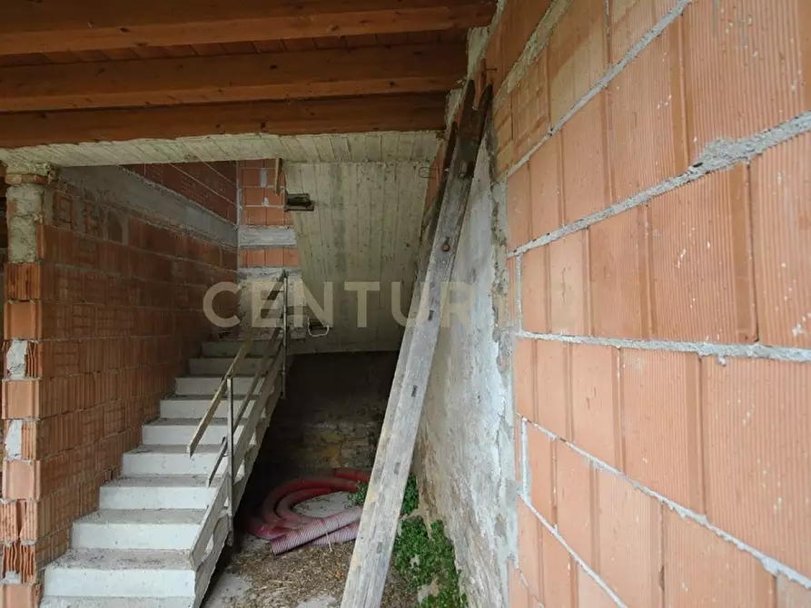 Immagine 24 di Villa in vendita  in Via Belvedere snc a Verona