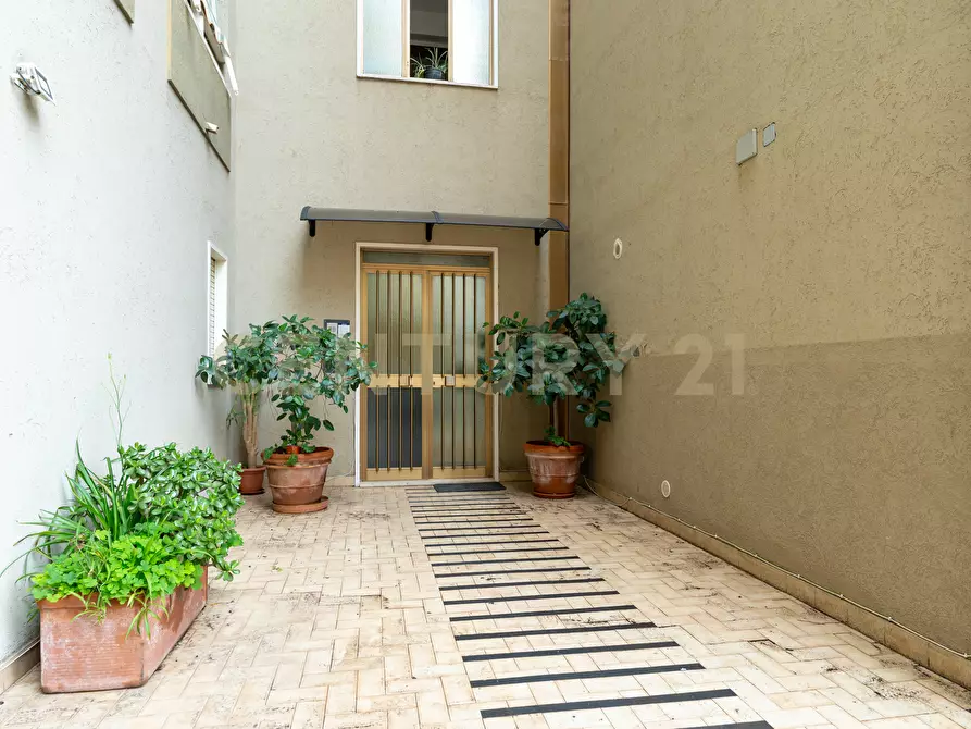 Immagine 29 di Quadrilocale in vendita  in Via Garibaldi 224 a Calatabiano