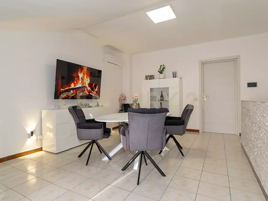 Immagine 19 di Porzione di casa in vendita  in Via XXXI Maggio 34 a Catania