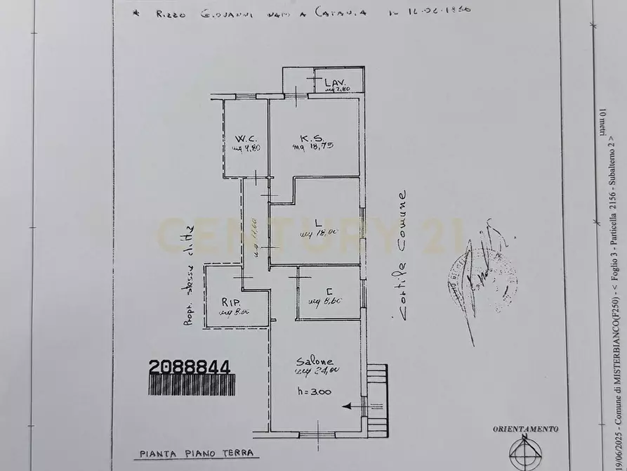 Immagine 199 di Villa in vendita  in Via delle Camelie 20 a Misterbianco
