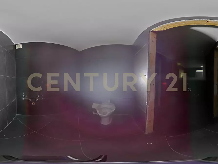 Immagine 43 di Attività commerciale in affitto  in Via Paolo Lopis 19/M a Catania