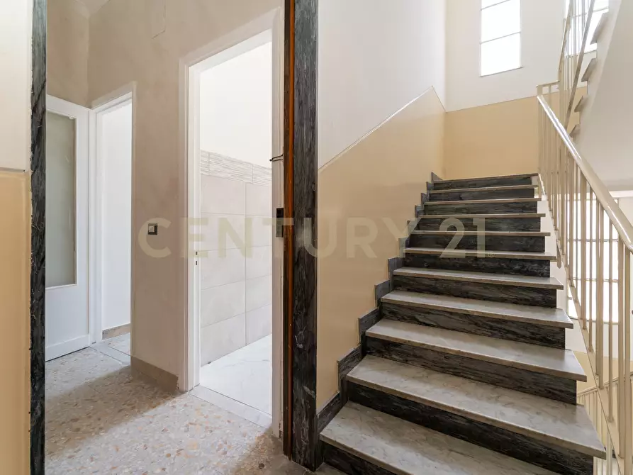 Immagine 8 di Quadrilocale in affitto  in Via Genova 64 a Catania