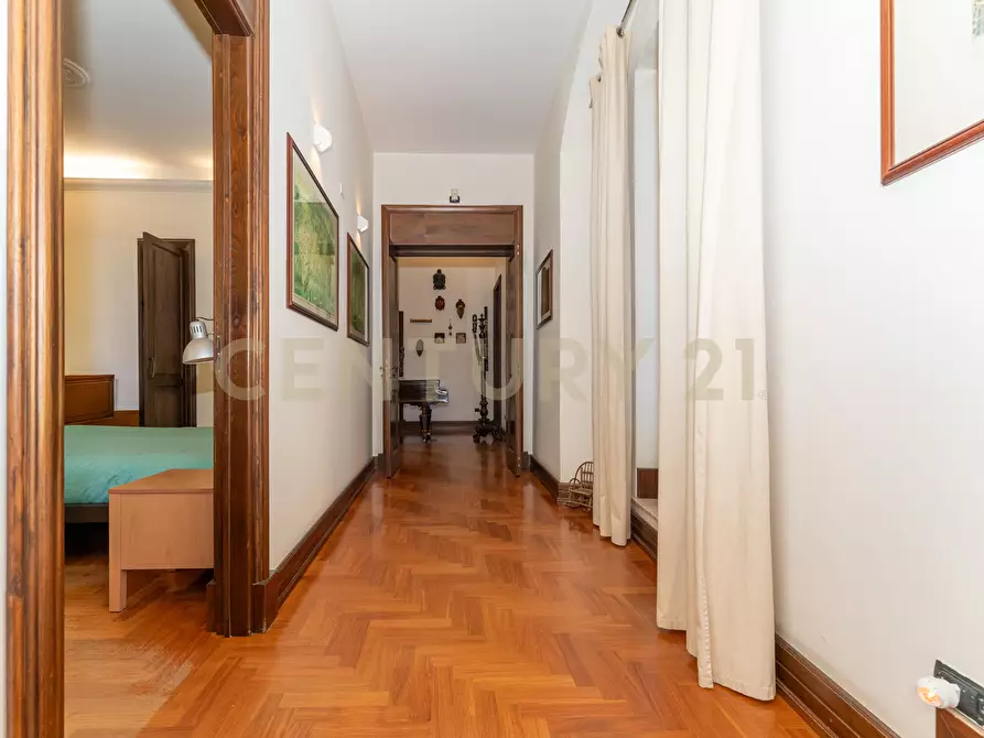 Immagine 26 di Appartamento in vendita  in Via del Vecchio Bastione 5 a Catania