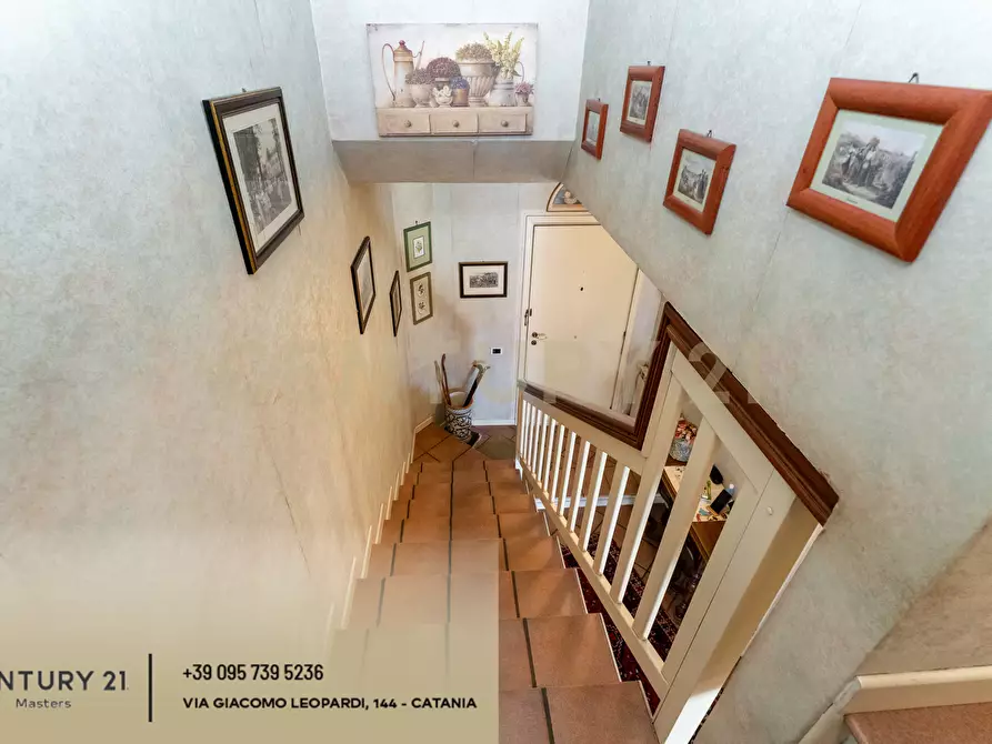 Immagine 76 di Casa semindipendente in vendita  in Via G. Leopardi 1 a Sant'agata Li Battiati