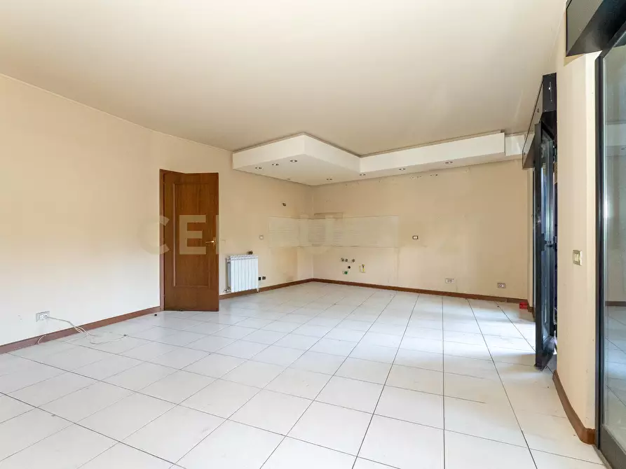 Immagine 45 di Appartamento in vendita  in Viale Giuseppe Lainò 5 a Catania