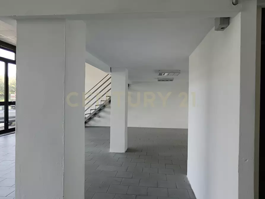 Immagine 2 di Locale commerciale in vendita  in Via Grossetana 13 a Piancastagnaio