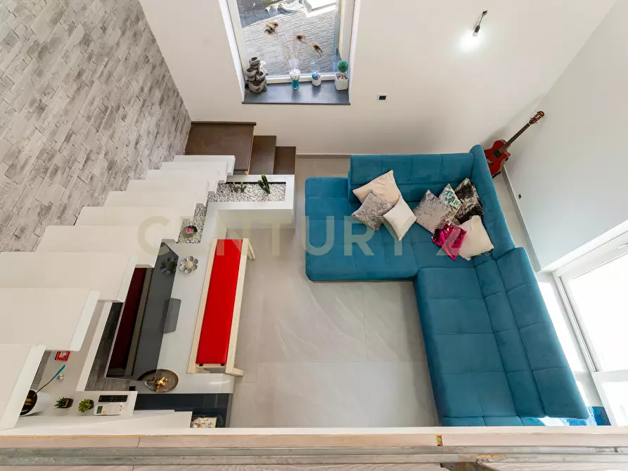 Immagine 26 di Villa in vendita  in Via Immacolata a Catania