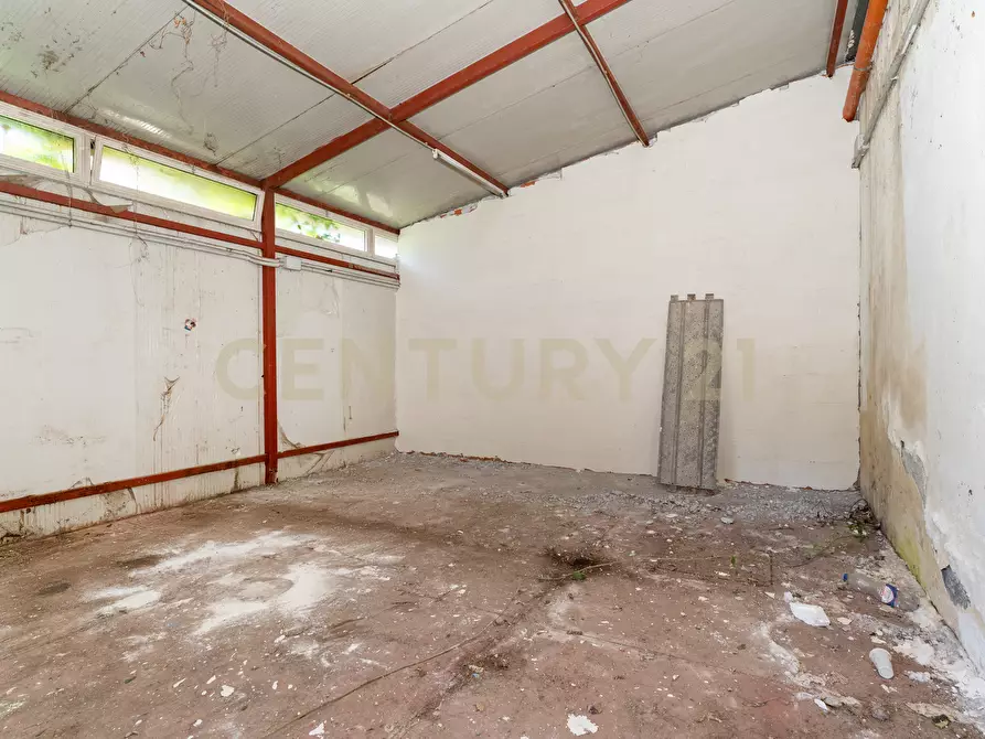 Immagine 26 di Garage in vendita  in Via Antonio de Curtis 27 a Misterbianco