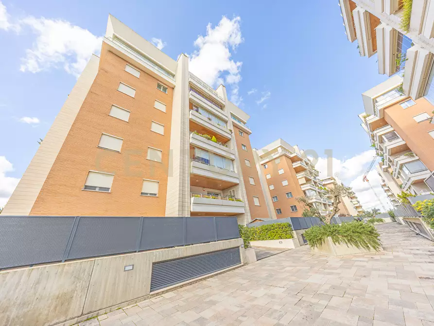 Immagine 38 di Bilocale in vendita  in Via Emanuela Loi 10 a Roma