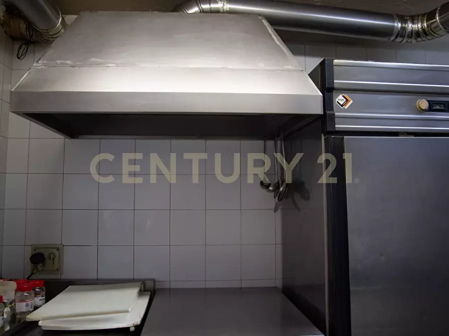 Immagine 26 di Bar / Ristorante in vendita  in Viale Bruno Buozzi 27 a Roma