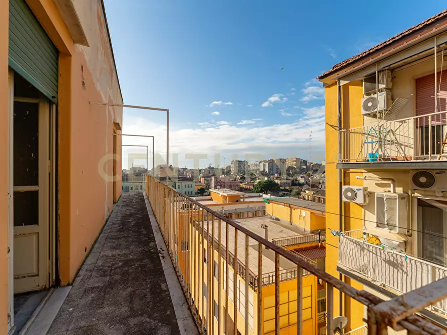 Immagine 26 di Pentalocale in vendita  in Piazza Spedini 8 a Catania