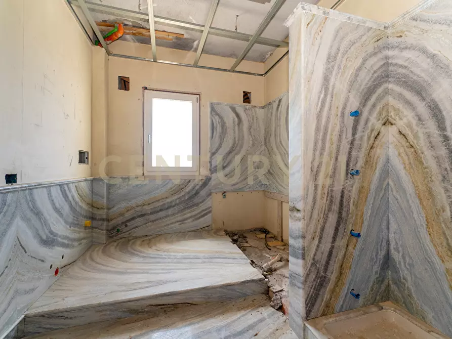 Immagine 37 di Villa in vendita  in Via Casalrosato 19 a Valverde
