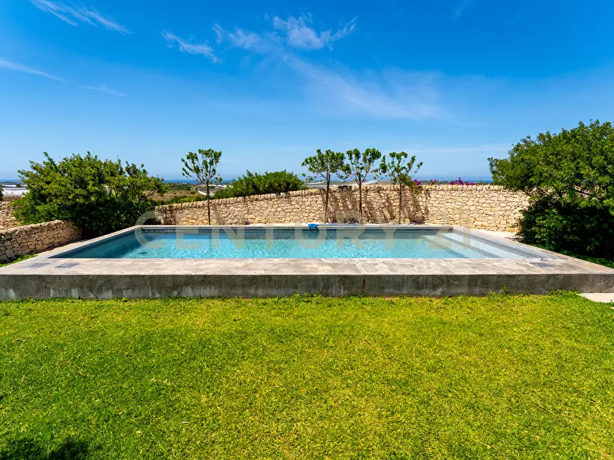 Immagine 51 di Villa in vendita  in Contrada Pagliarello snc a Portopalo Di Capo Passero