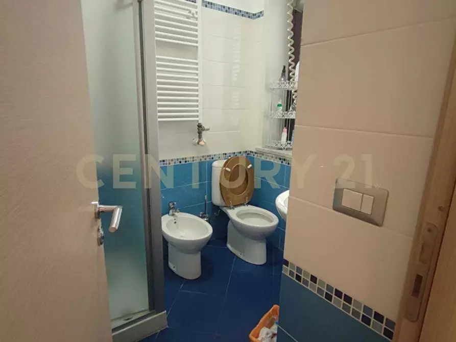 Immagine 31 di Palazzo in vendita  a Messina