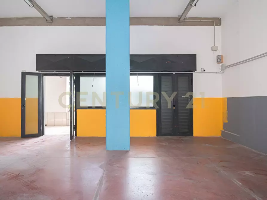 Immagine 11 di Attività artigianale in vendita  in Viale San Teodoro 4i a Catania