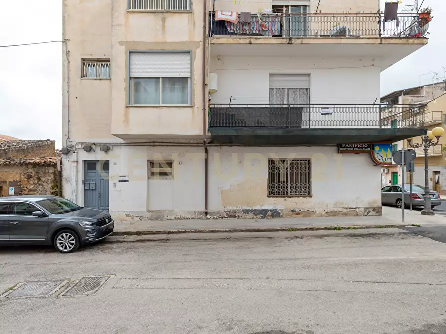 Immagine 10 di Appartamento in vendita  in Via Cavour 12 a Melilli