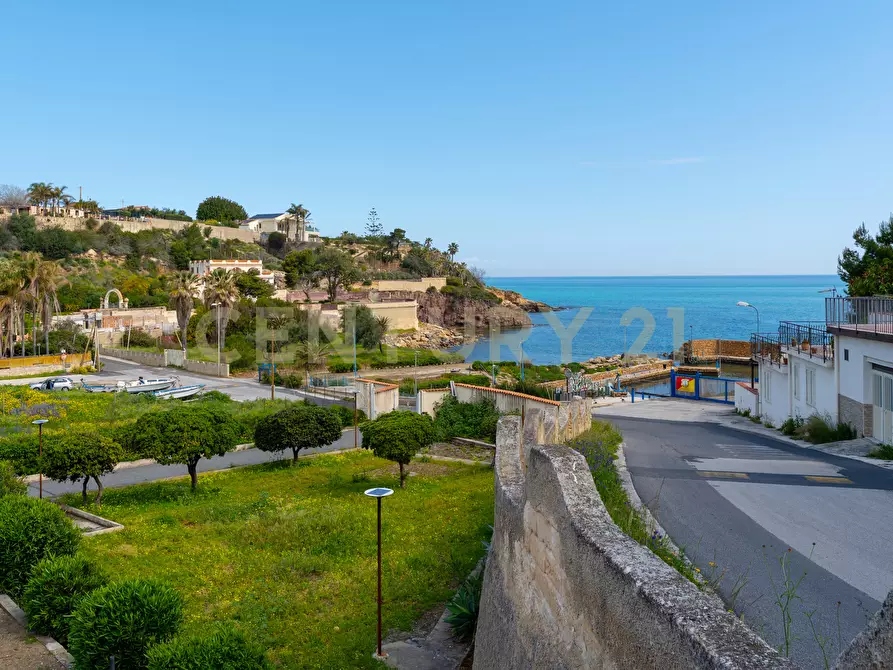 Immagine 2 di Villa in vendita  in Contrada Frandanese a Augusta