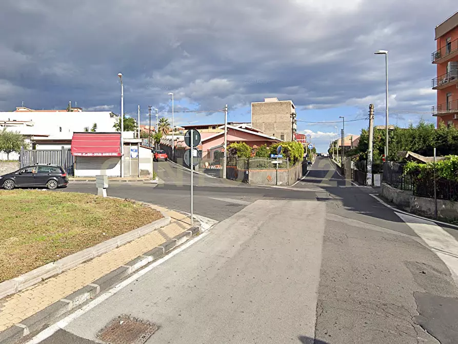 Immagine 34 di Trilocale in vendita  in Via Aquila 22 a Catania