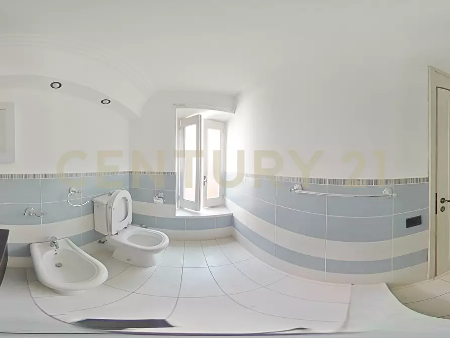 Immagine 122 di Villa in vendita  in Via Ingegnere 130 a Catania