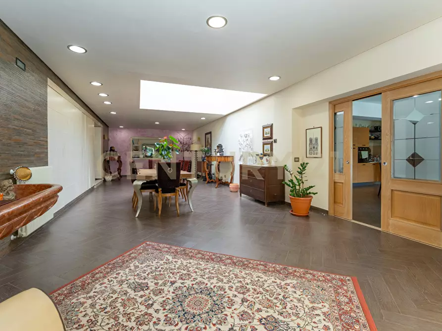 Immagine 21 di Villa in vendita  in Via G. Pezzana 11 a Aci Castello