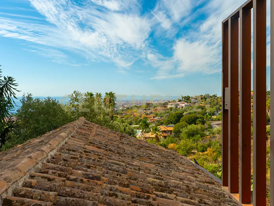 Immagine 33 di Villa in vendita  in Via Gallinaro 22 a Aci Castello