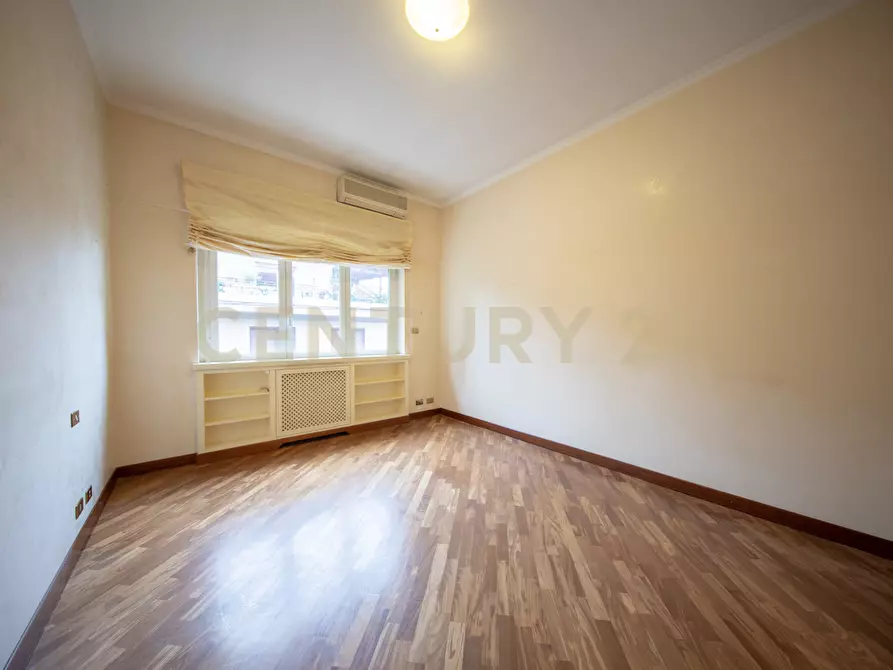 Immagine 9 di Trilocale in vendita  in Via Bevagna 56 a Roma